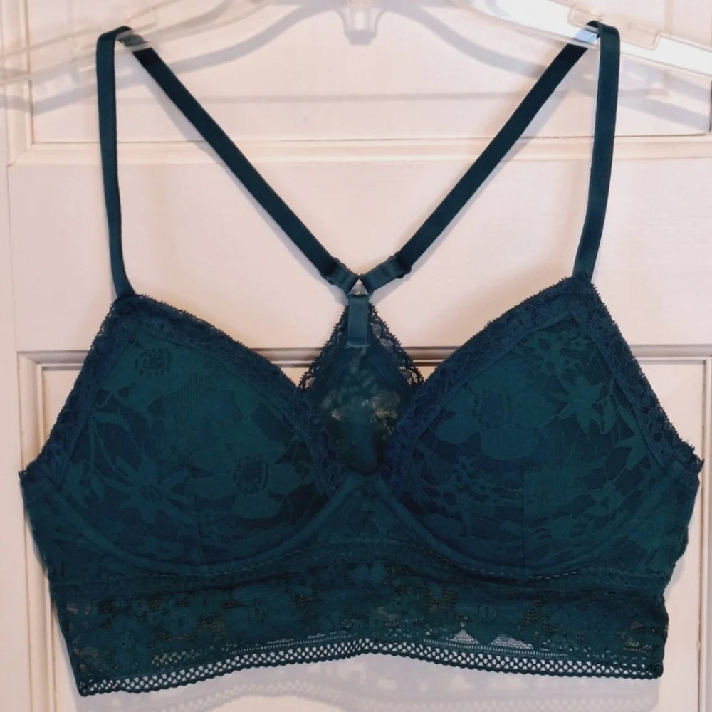 Victoria's Secret lace bralette - Picture 1 of 5